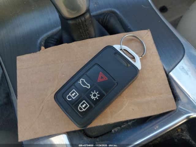 2015 VOLVO S60 YV140MFM7F2353328 Photo 10