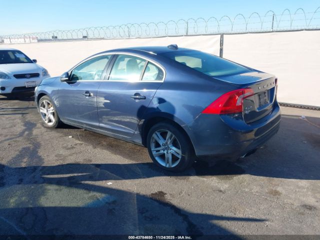 2015 VOLVO S60 YV140MFM7F2353328 Photo 2