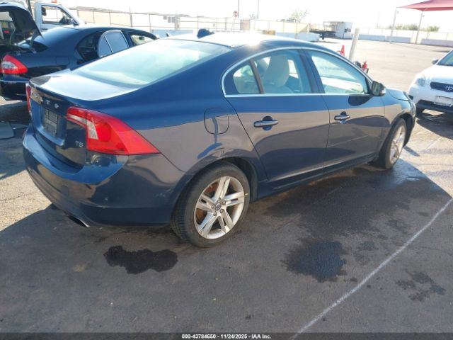 2015 VOLVO S60 YV140MFM7F2353328 Photo 3