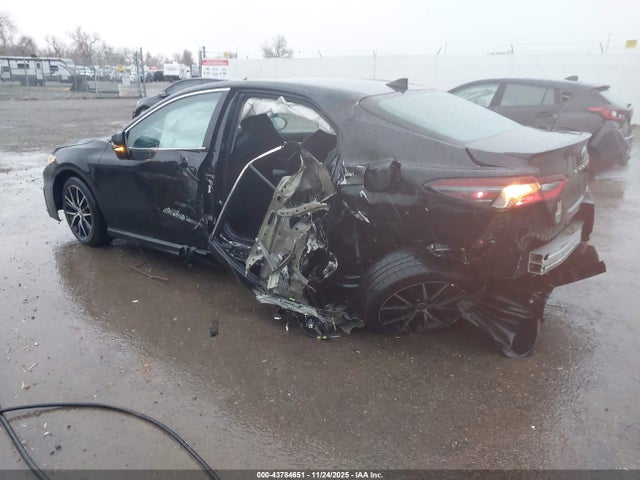 Toyota CAMRY SE 2022 4T1G11AK7NU676314 Image 3