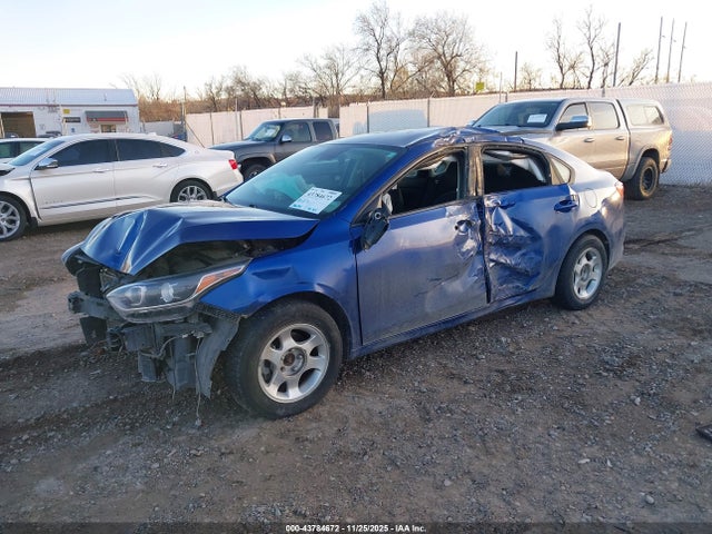 3KPF24AD9KE126042 KIA Forte Lxs