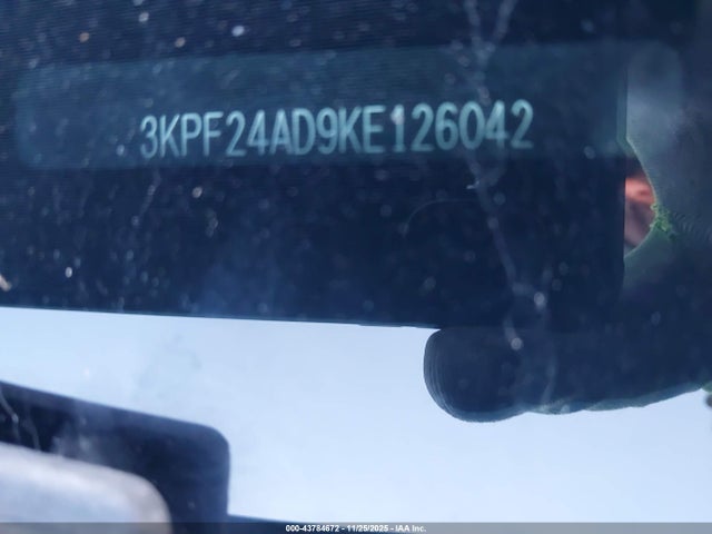 3KPF24AD9KE126042 KIA Forte Lxs
