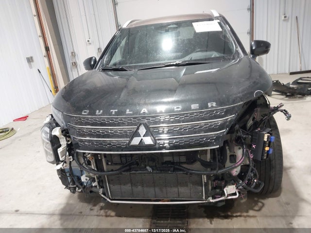 43784687 :رقم المزاد ، JA4T5VA99PZ028436 vin ، 2023 Mitsubishi Outlander Phev 40th Anniversary S-awc/sel S-awc مزاد بيع