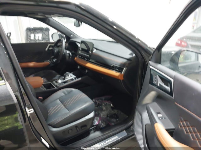 43784687 :رقم المزاد ، JA4T5VA99PZ028436 vin ، 2023 Mitsubishi Outlander Phev 40th Anniversary S-awc/sel S-awc مزاد بيع