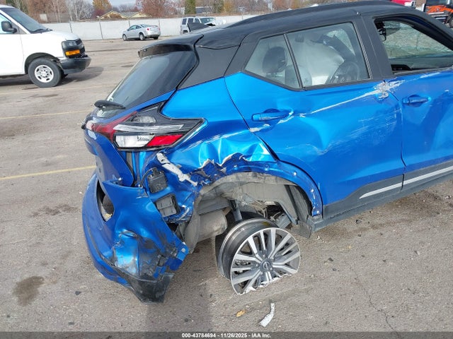 3N1CP5DV4PL524621 Nissan Kicks Sr Xtronic Cvt