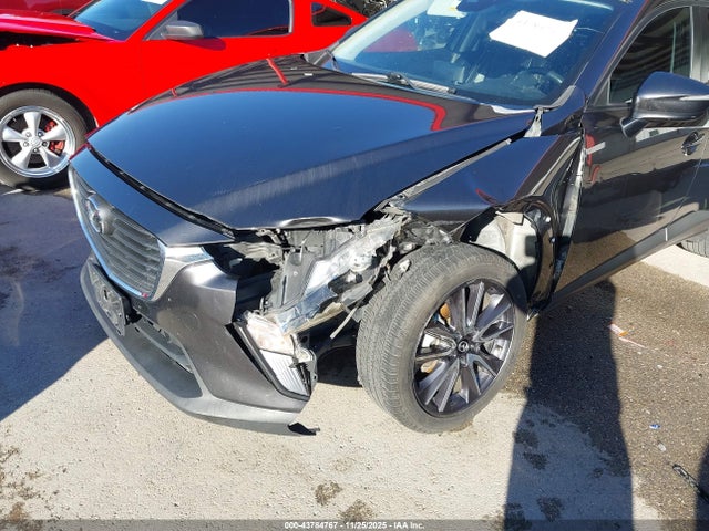 2018 MAZDA CX-3 JM1DKDC73J0315923 Photo 5