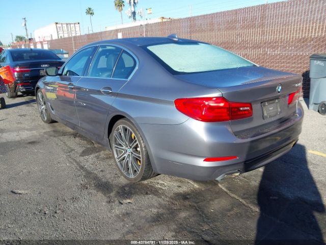 2017 BMW 540I WBAJE5C30HG914631 Photo 2