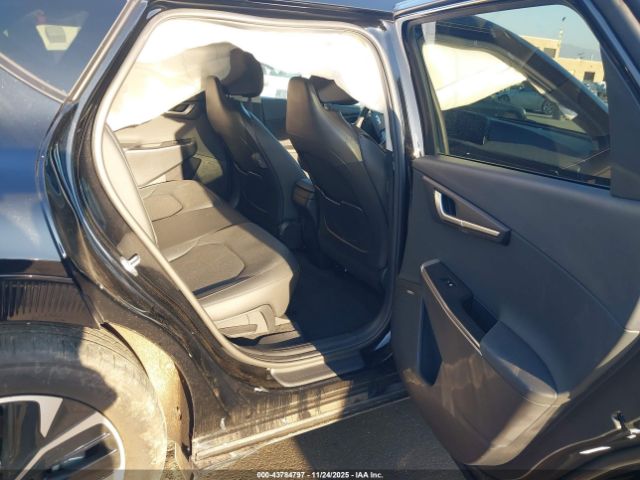 2022 KIA EV6 KNDC3DLC6N5053121 Photo 7