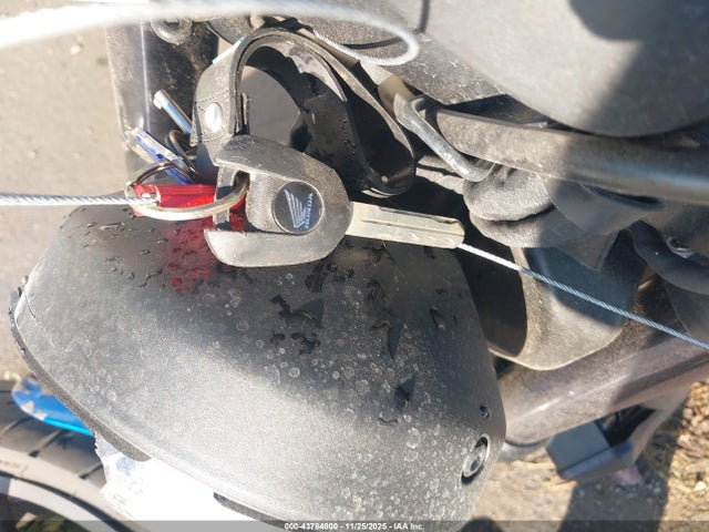 2024 HONDA CMX1100 JH2SC830XRK300860 Photo 10