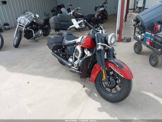 2025 HARLEY-DAVIDSON FLHC 1HD1YA91XSB036685
