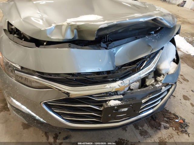1G1ZD5ST5SF123401 Chevrolet lfv