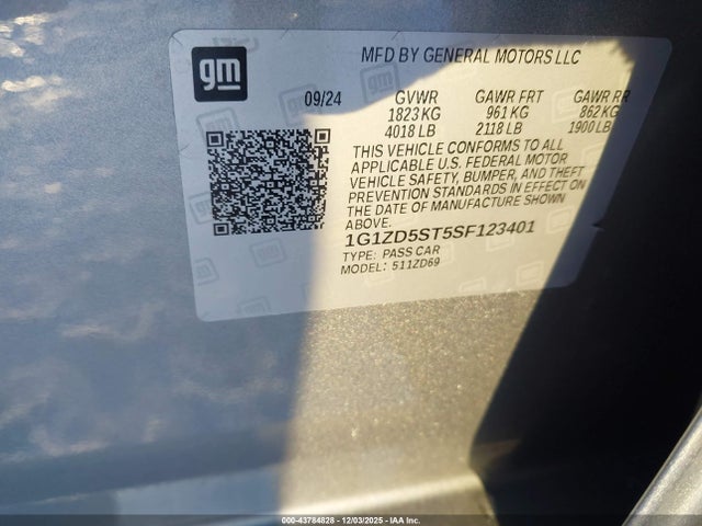 1G1ZD5ST5SF123401 Chevrolet lfv