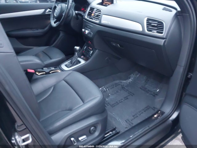 2017 AUDI Q3 WA1ECCFS5HR003209 Photo 4