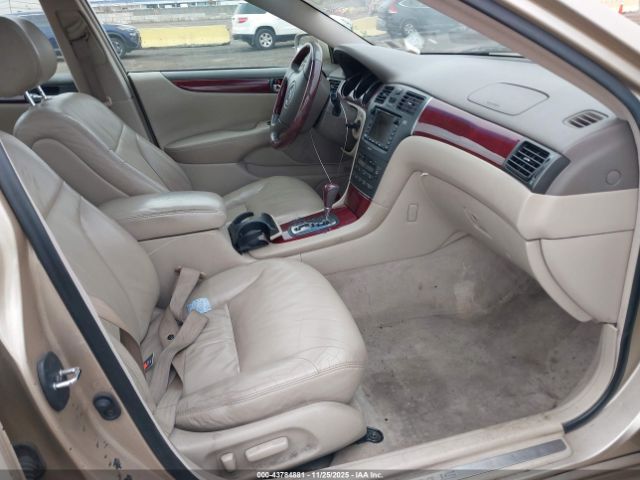 2003 LEXUS ES 300 JTHBF30G335038463 Photo 4