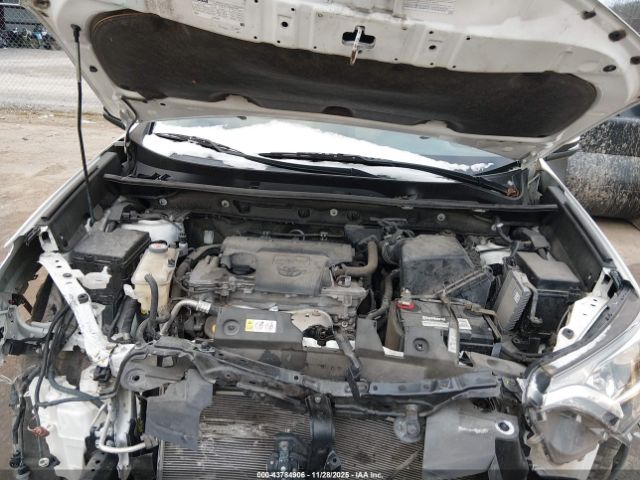 2017 TOYOTA RAV4 JTMRFREV9HD203116 Photo 9