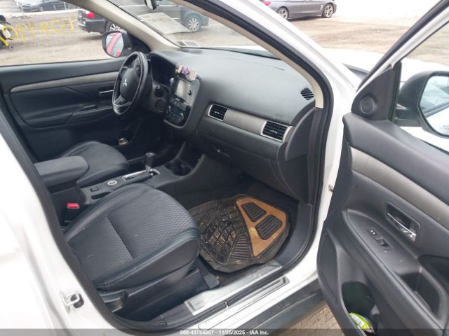 2015 MITSUBISHI OUTLANDER JA4AZ3A33FZ008340 Photo 4