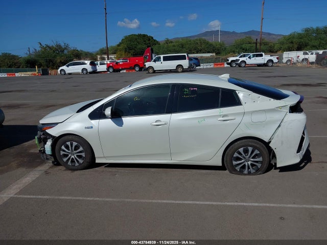 JTDKARFP3L3147219 Toyota Prius Prime Limited