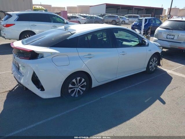JTDKARFP3L3147219 Toyota Prius Prime Limited