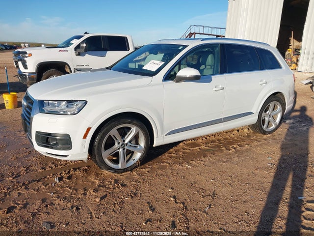 2019 AUDI Q7 WA1VAAF71KD034046 Photo 1