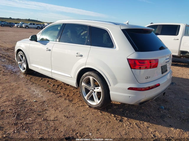 2019 AUDI Q7 WA1VAAF71KD034046 Photo 2