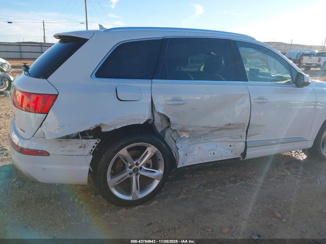 2019 AUDI Q7 WA1VAAF71KD034046 Photo 5