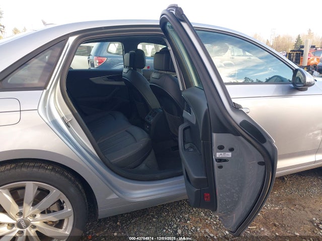 2017 AUDI A4 WAUANAF48HN002712 Photo 7