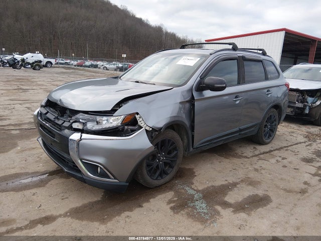 2018 MITSUBISHI OUTLANDER JA4AZ3A3XJZ026651 Photo 1