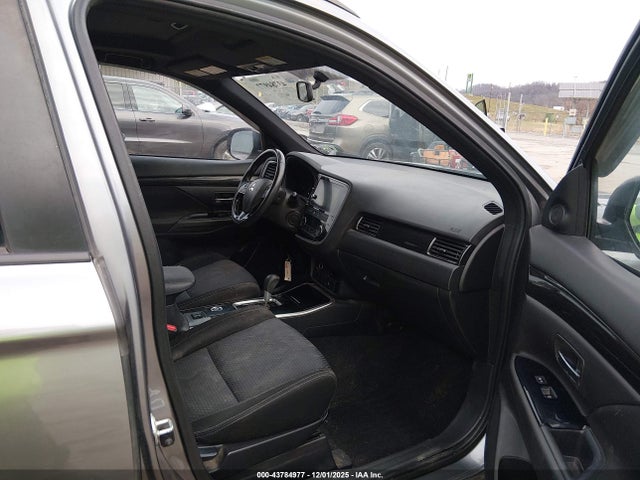 2018 MITSUBISHI OUTLANDER JA4AZ3A3XJZ026651 Photo 4