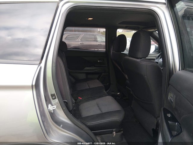 2018 MITSUBISHI OUTLANDER JA4AZ3A3XJZ026651 Photo 7