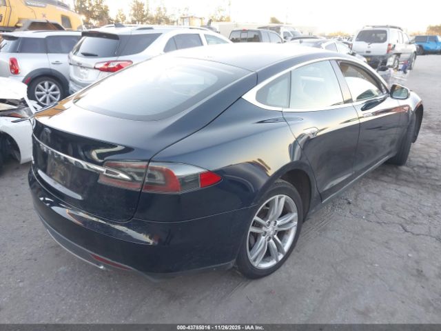 2013 TESLA MODEL S 5YJSA1CG0DFP05036 Photo 3