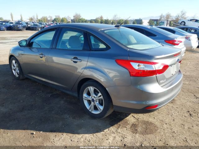 2014 FORD FOCUS 1FADP3F24EL442153 Photo 2