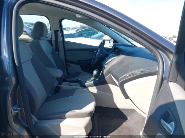 2014 FORD FOCUS 1FADP3F24EL442153 Photo 4