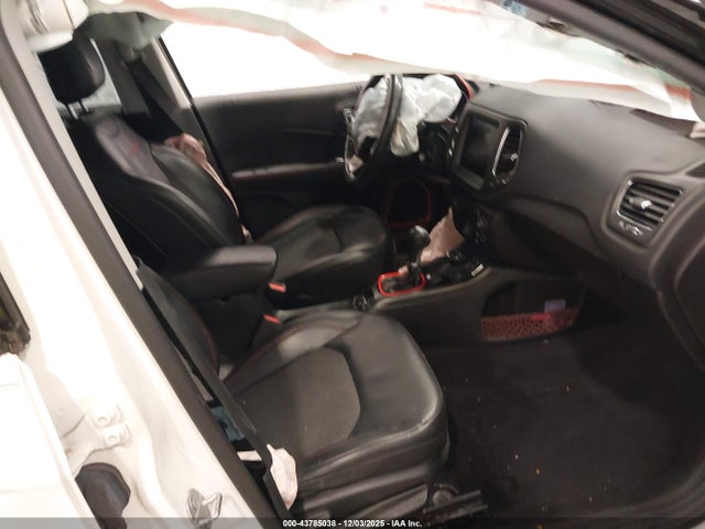 Jeep Compass Trailhawk 4x4 2019 3C4NJDDB0KT856572 Image 5