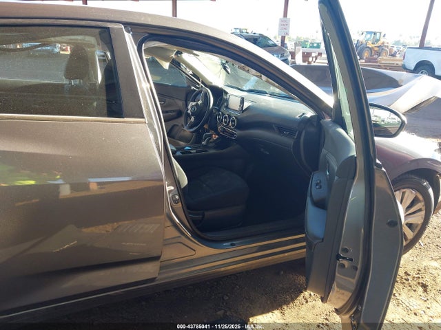 3N1AB8BV0MY303347 Nissan Sentra S Xtronic Cvt