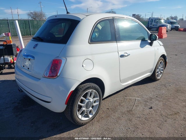 2015 FIAT 500 3C3CFFAR2FT657166 Photo 3