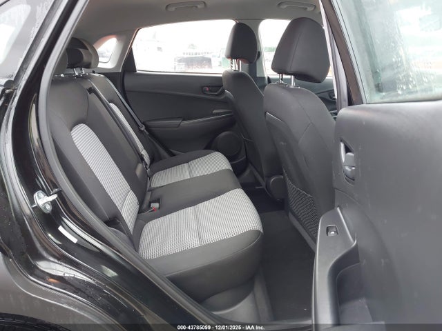 KM8K1CAA6MU685811 Hyundai Kona Se
