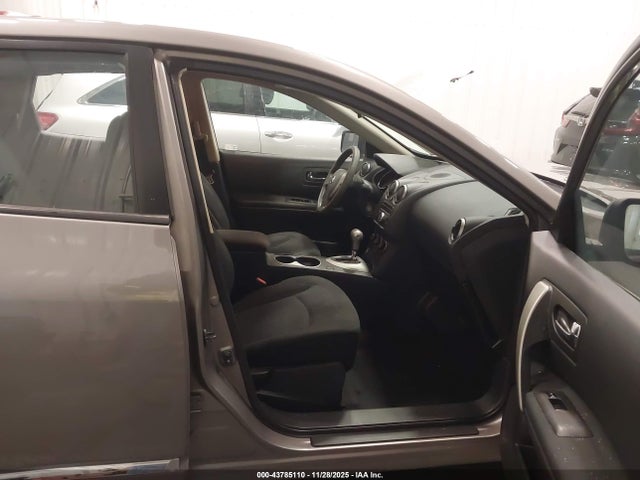 JN8AS5MV5FW261720 Nissan Rogue Select S