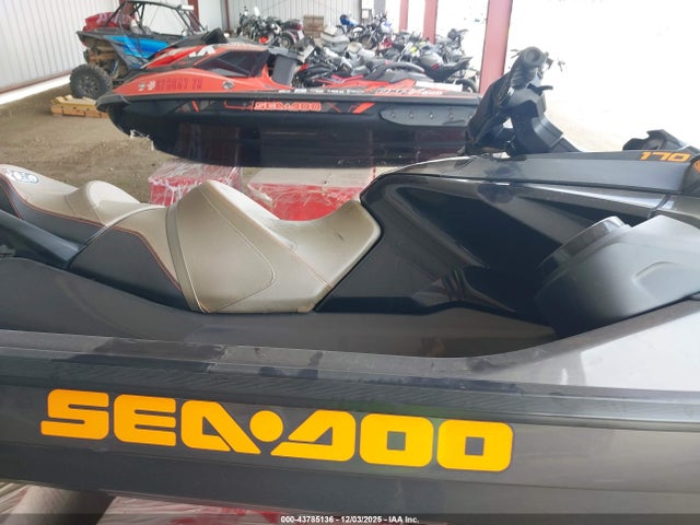 YDVB5857F323 Seadoo Gtx