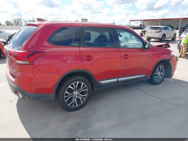 2018 MITSUBISHI OUTLANDER JA4AZ3A35JZ053823 Photo 3