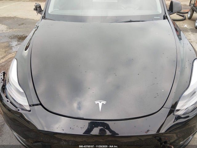 2023 TESLA MODEL Y 7SAYGDEF6PF744591 Photo 9