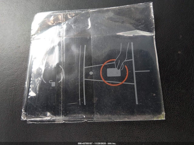 2023 TESLA MODEL Y 7SAYGDEF6PF744591 Photo 10