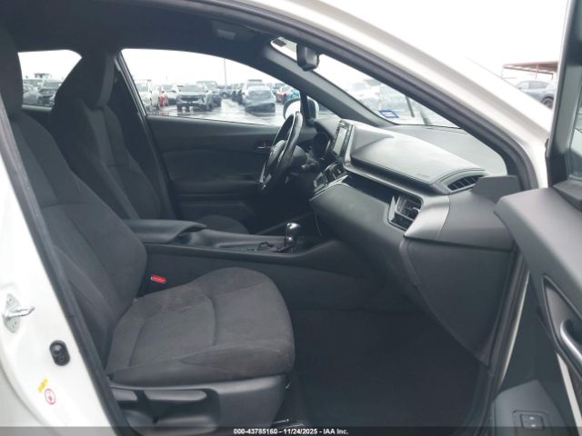 2018 TOYOTA C-HR NMTKHMBX7JR041709 Photo 4