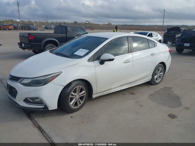 2017 Chevrolet Cruze Lt Auto მანქანა იყიდება აუქციონზე, vin: 1G1BE5SM2H7260161, აუქციონის ნომერი: 43785172