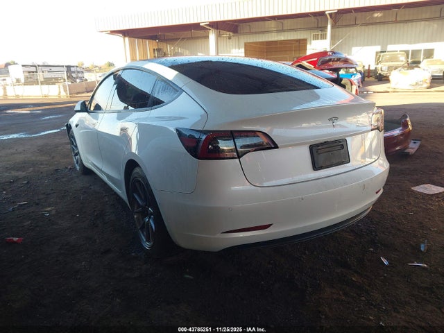 2021 TESLA MODEL 3 5YJ3E1EA2MF994860 Photo 2
