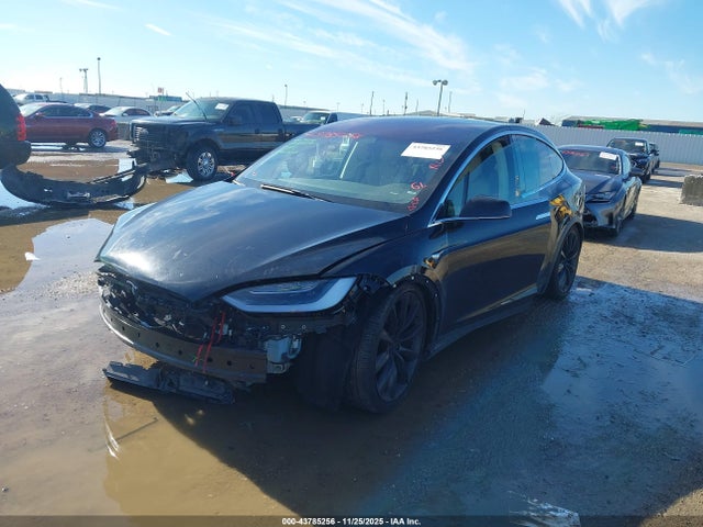 2017 TESLA MODEL X 5YJXCBE25HF044939 Photo 1