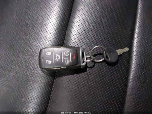 2020 RAM 1500 1C6SRFHT8LN183923 Photo 10