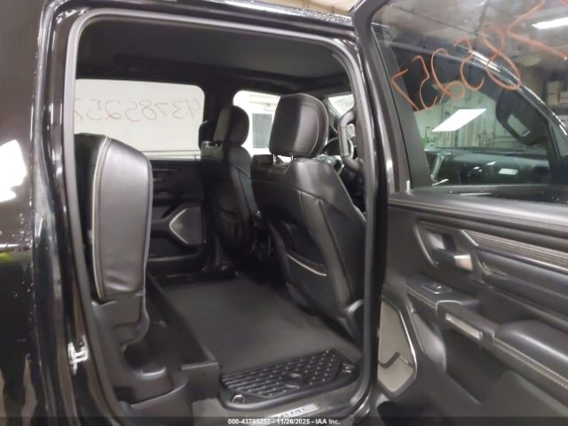 2020 RAM 1500 1C6SRFHT8LN183923 Photo 7