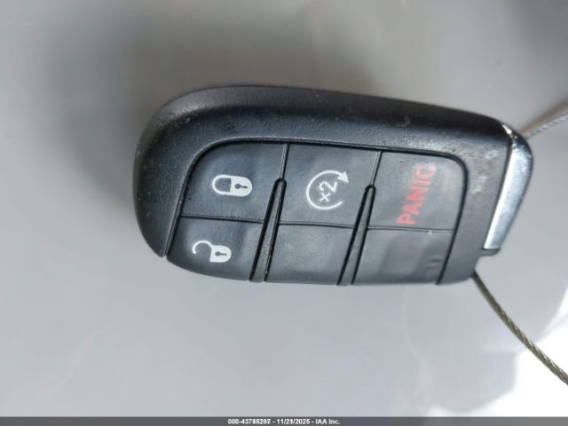 2022 JEEP RENEGADE ZACNJDC14NPN66725 Photo 10