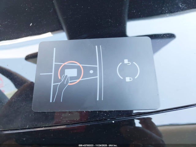 2020 TESLA MODEL Y 5YJYGDEE4LF019232 Photo 10