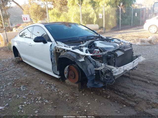 2016 AUDI A7 WAU2GAFC1GN001714 Photo 0